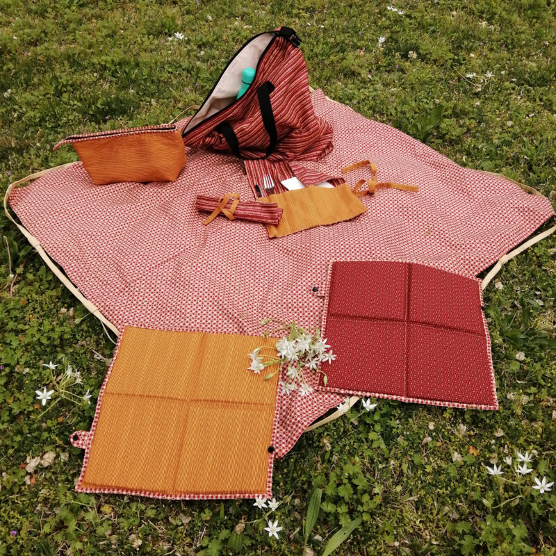 Kit Mistery picnic